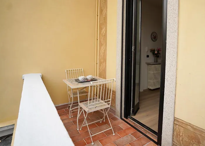 - Radice Comfort - Leonardo, Mxp & Laghi Villa Sesto Calende