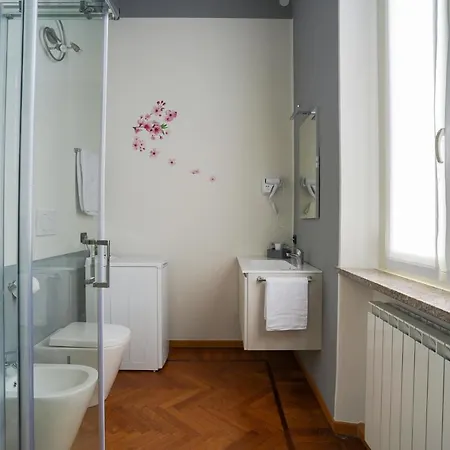 - Radice Comfort - Leonardo, Mxp & Laghi Villa