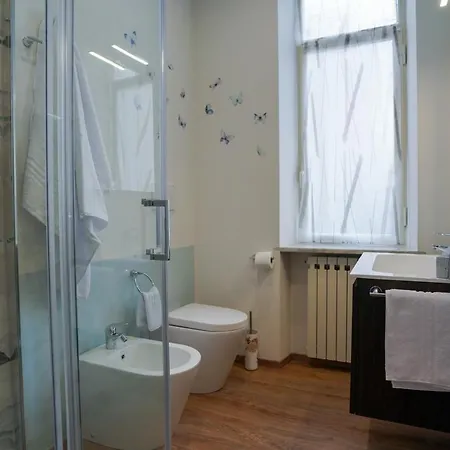 - Radice Comfort - Leonardo, Mxp & Laghi Villa Sesto Calende