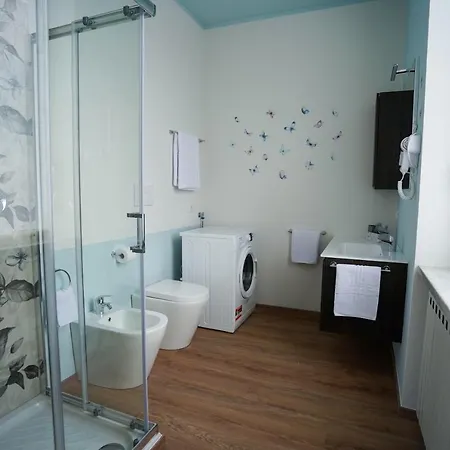 - Radice Comfort - Leonardo, Mxp & Laghi Villa Sesto Calende