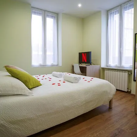 Villa - Radice Comfort - Leonardo, Mxp & Laghi *