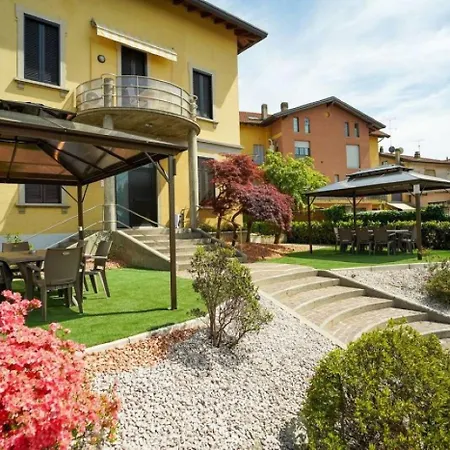 Entire Lakes & Borromean Islands Villa