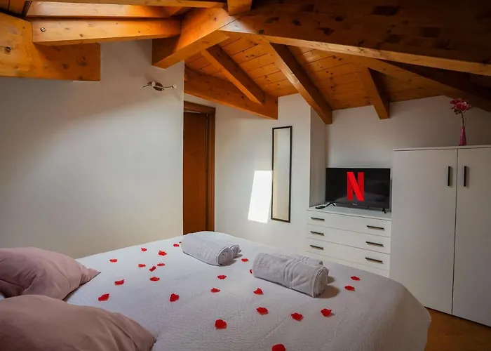 - Radice Comfort - Leonardo, Mxp & Laghi Villa Sesto Calende