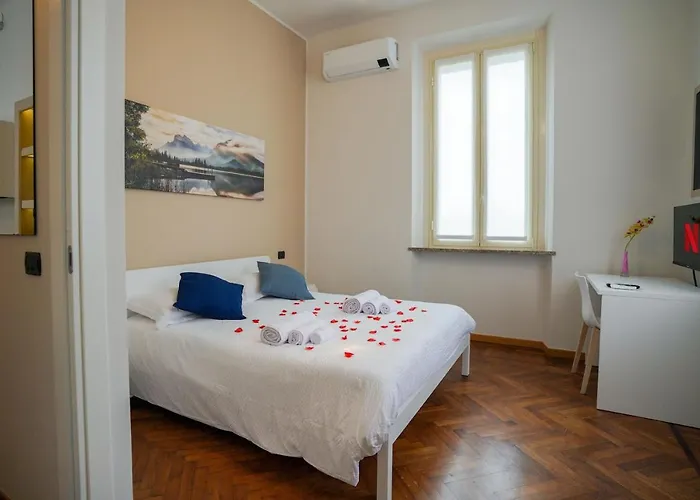 - Radice Comfort - Leonardo, Mxp & Laghi Villa Sesto Calende